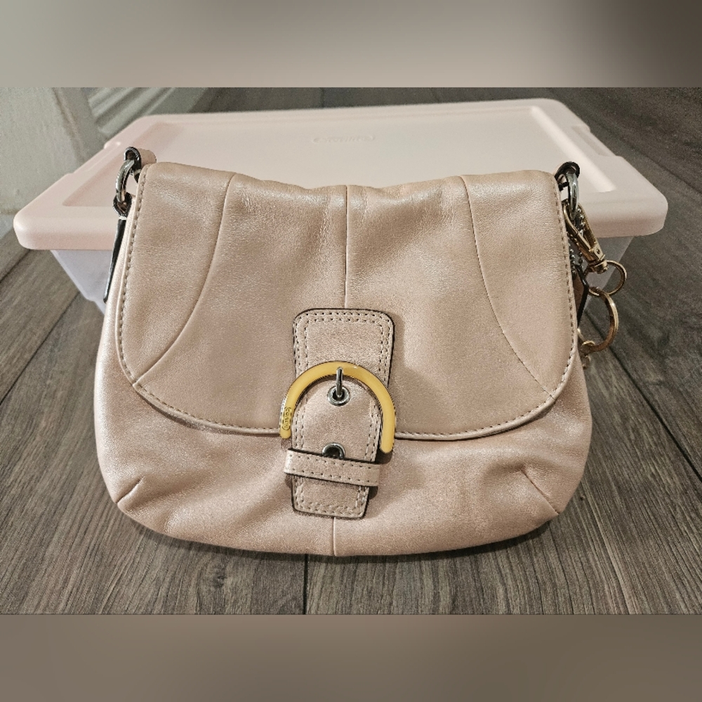 Elegant Cream Women's Bag